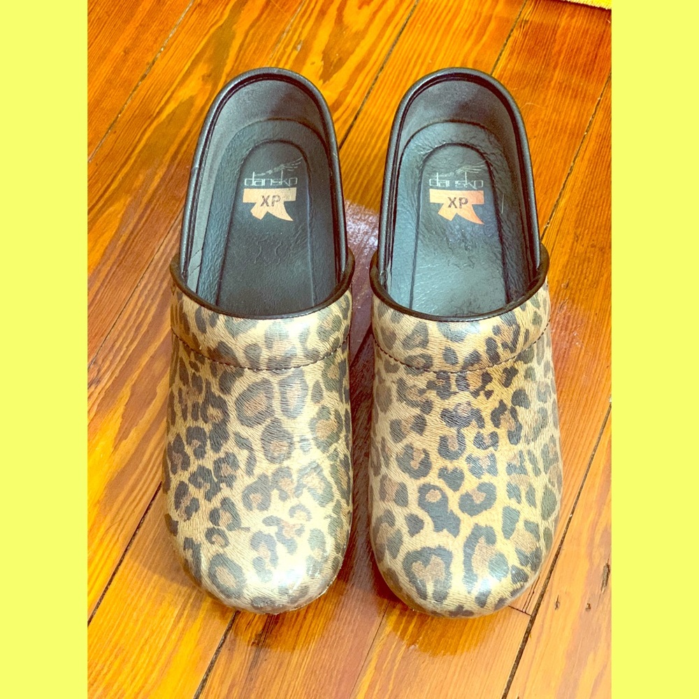 Dansko XP Leopard Clogs